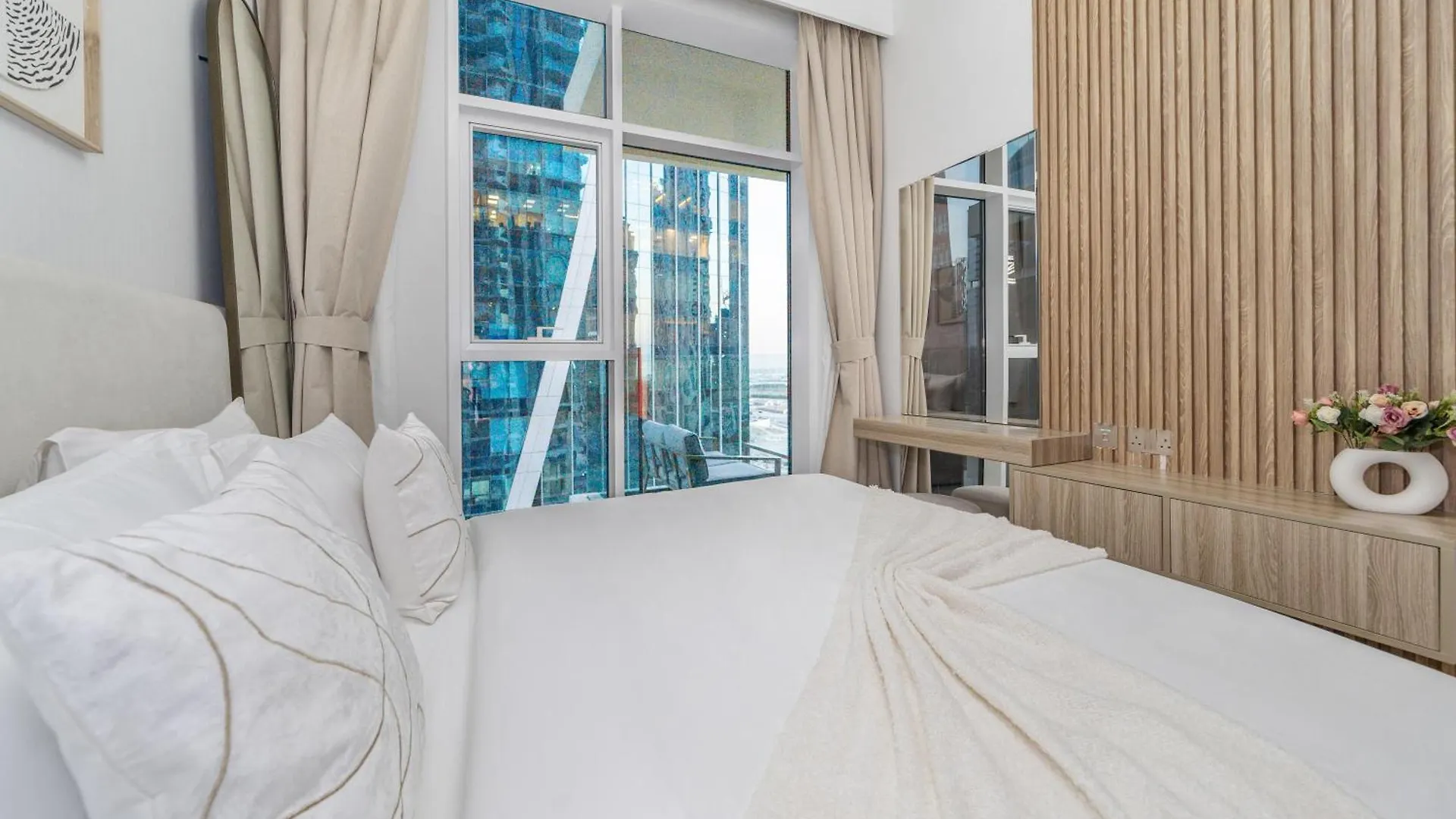 Premium 2Br Missoni Home Fully Furnished Style Dubai United Arab Emirates