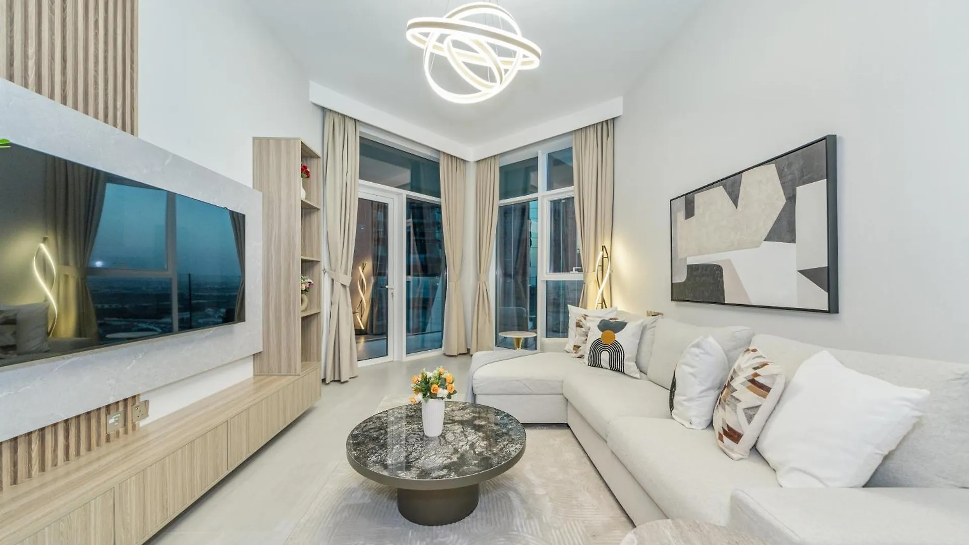 Premium 2Br Missoni Home Fully Furnished Style Dubai Apartment